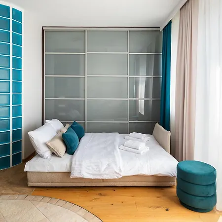 Saska Kepa Cosy By Bookinghost * ワルシャワ