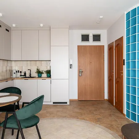 Saska Kepa Cosy By Bookinghost דירה *