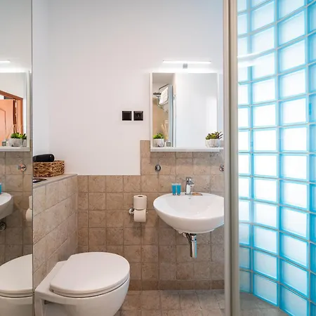 Saska Kepa Cosy By Bookinghost * ורשה