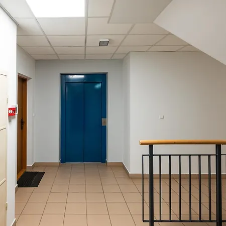 Saska Kepa Cosy By Bookinghost דירה